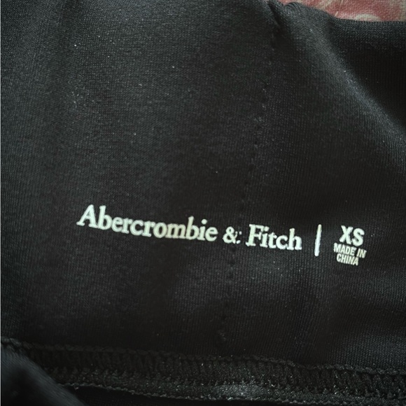 Abercrombie & Fitch Ponte front split hem flare pants in Black - Picture 6 of 6